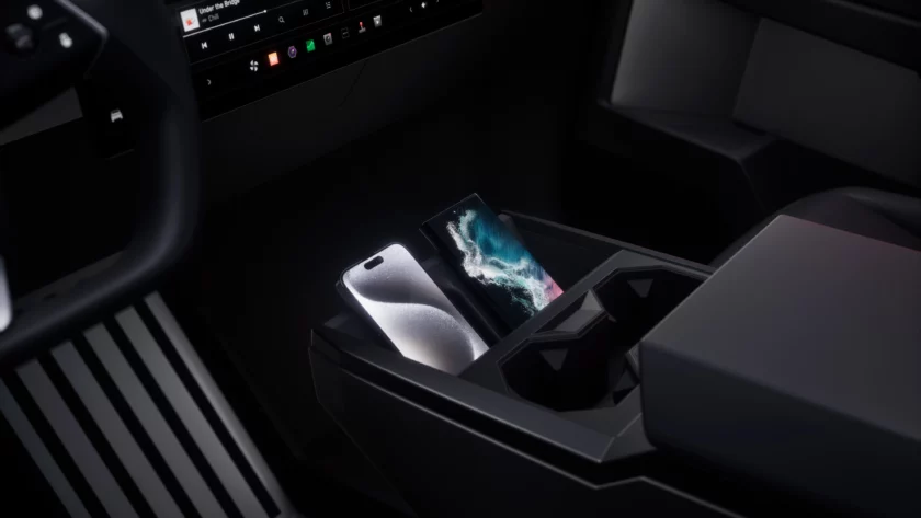 2024 Tesla Cybertruck Interior Phone Charger